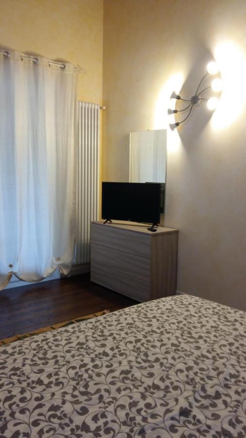 B&B Le Agavi Borso del Grappa Luaran gambar