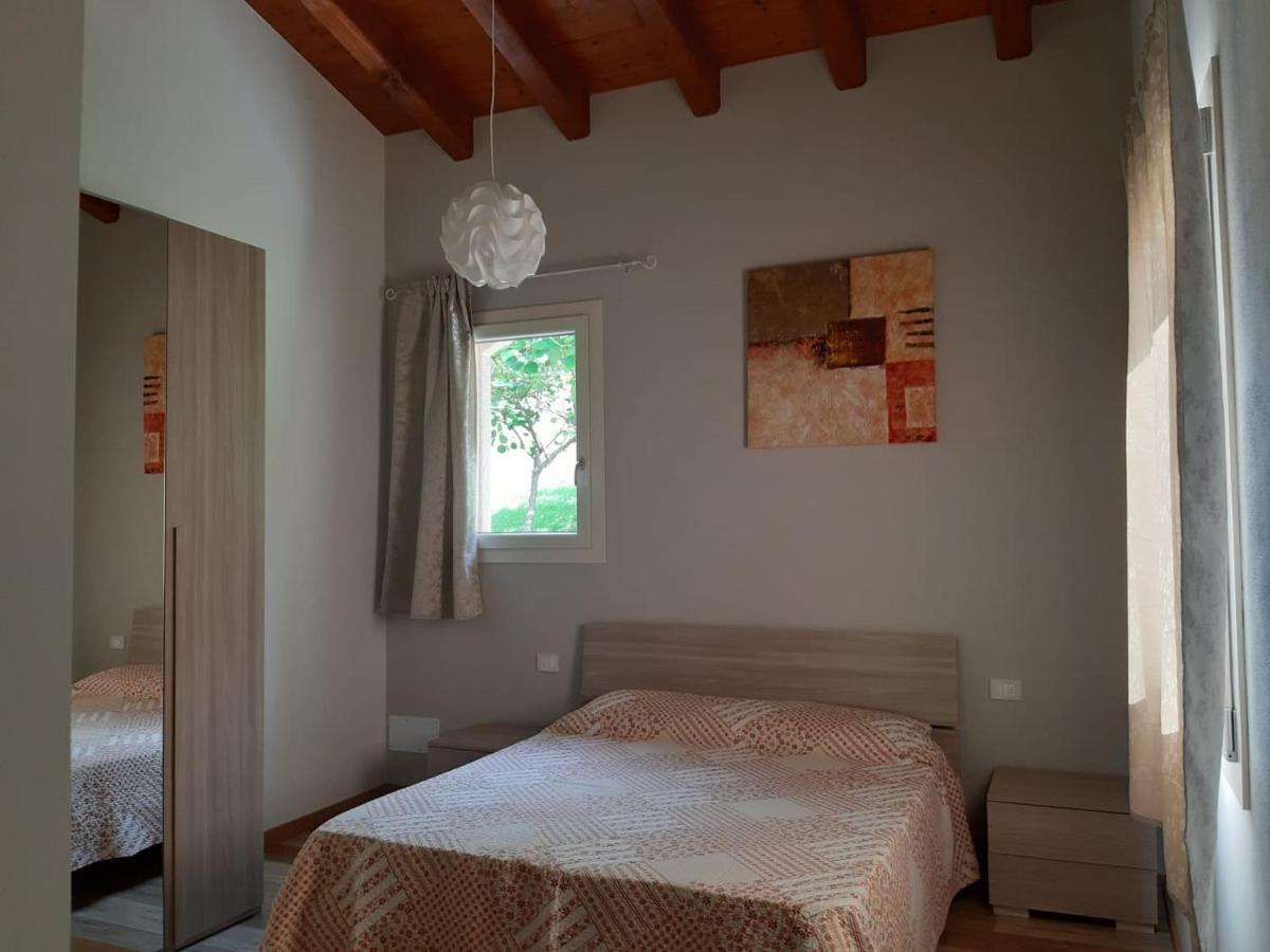 B&B Le Agavi Borso del Grappa Luaran gambar